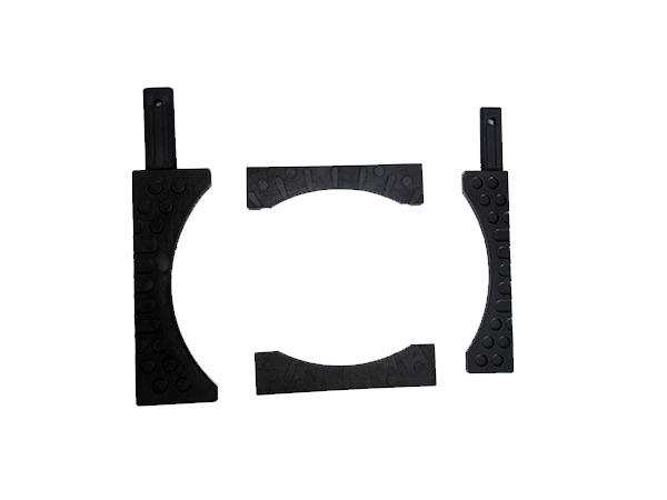 Rubber shock absorption pads for wheel alignment turntable
